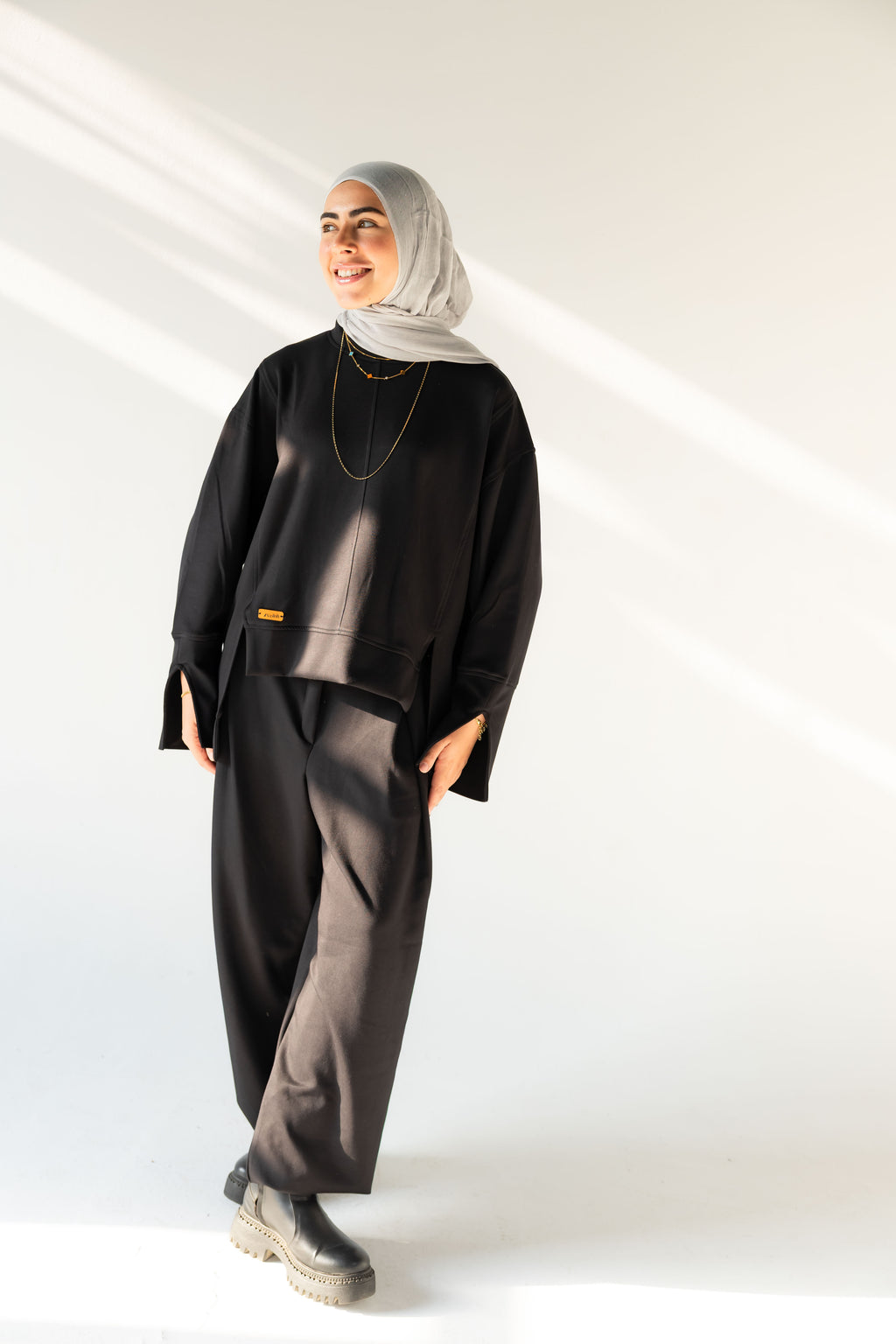 Ella Oysho Pants