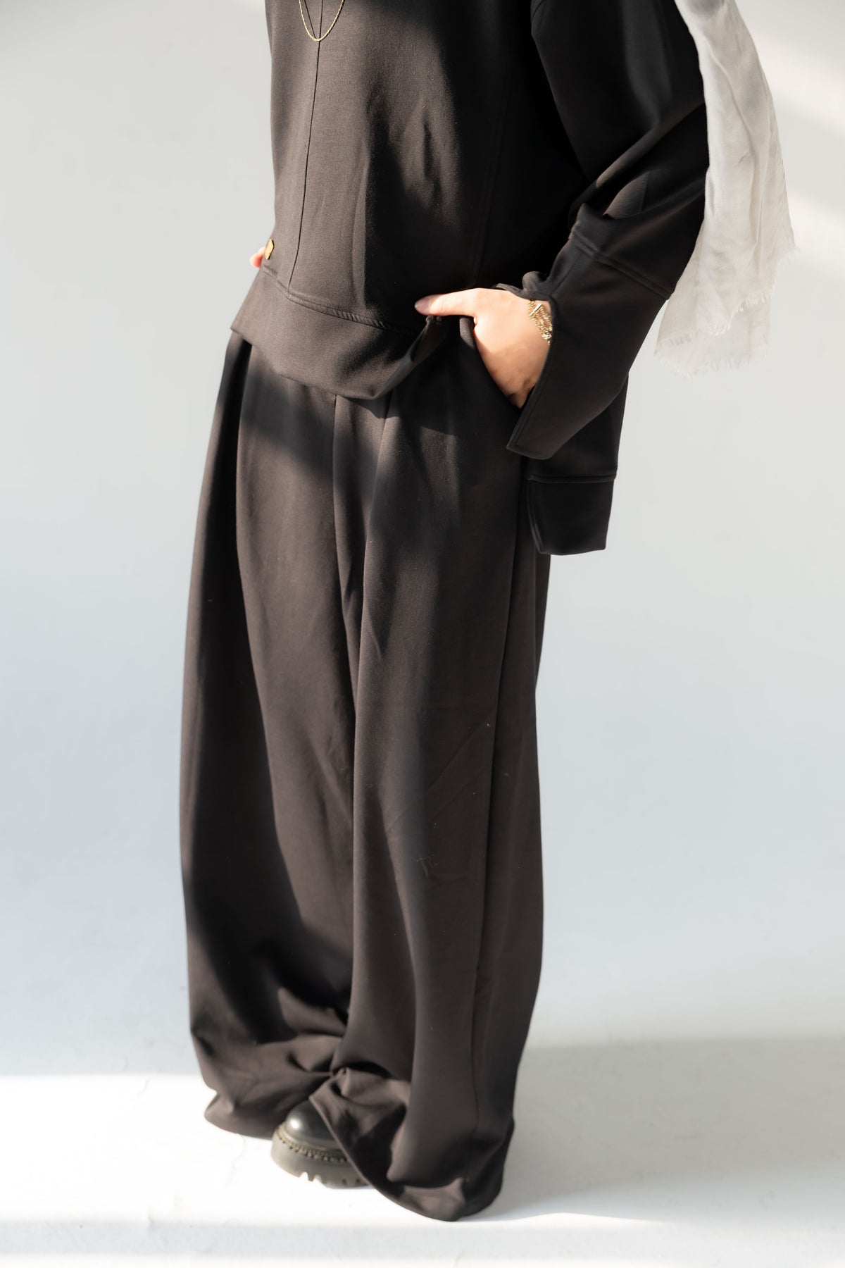 Ella Oysho Pants