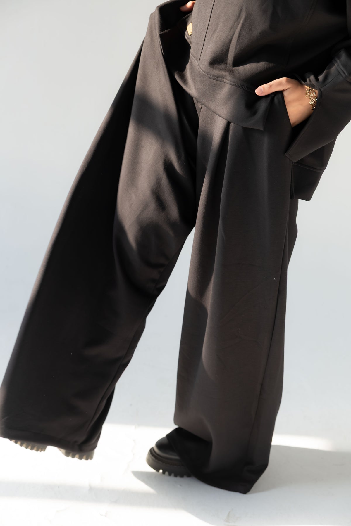 Ella Oysho Pants