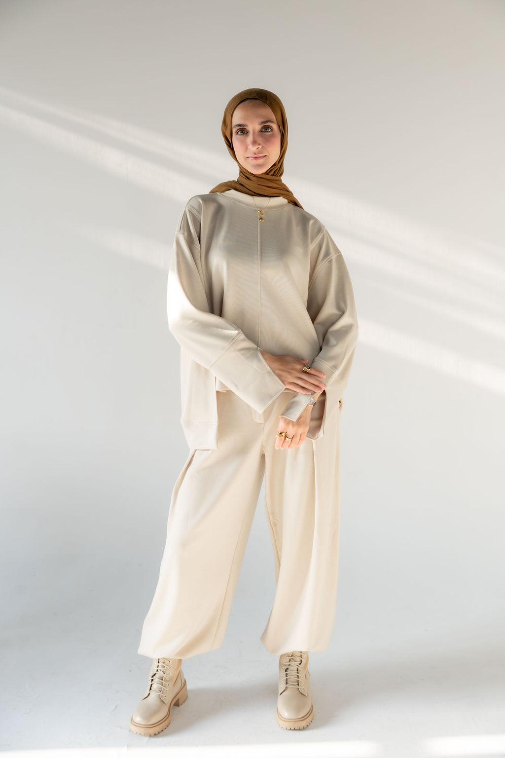 Ella Oysho Pants